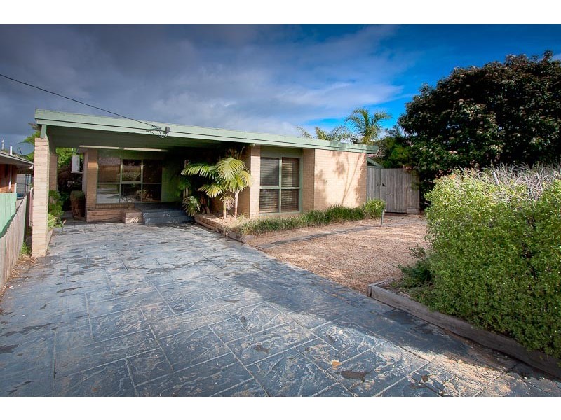 43 Melba Avenue, Sunbury VIC 3429