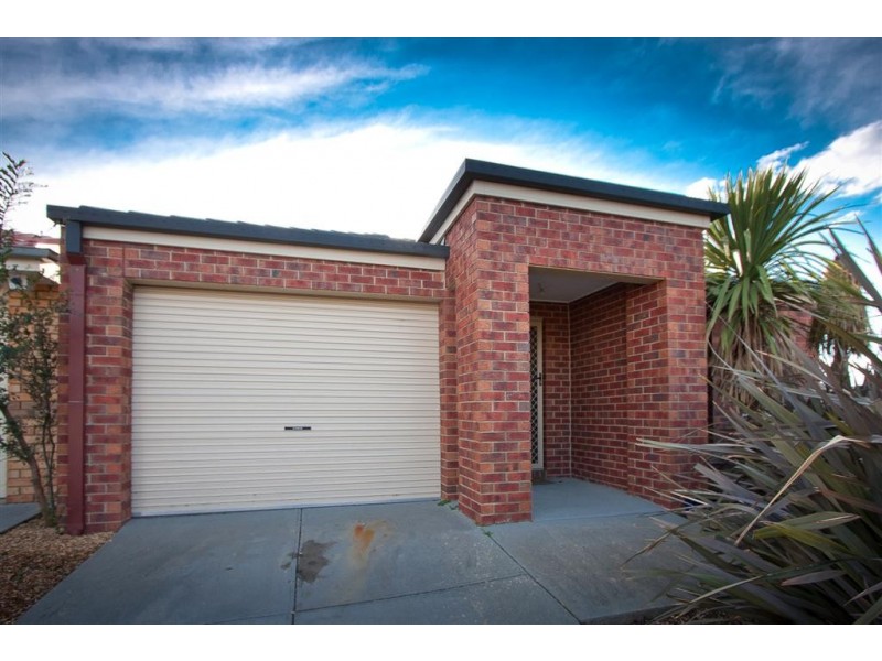 2 Massie Circuit, Sunbury VIC 3429
