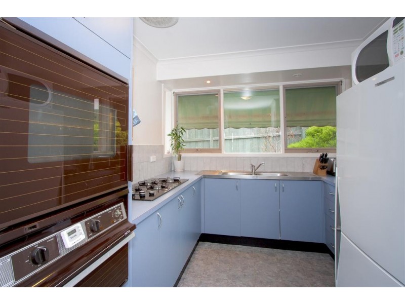 4 Lewin Street, Sunbury VIC 3429