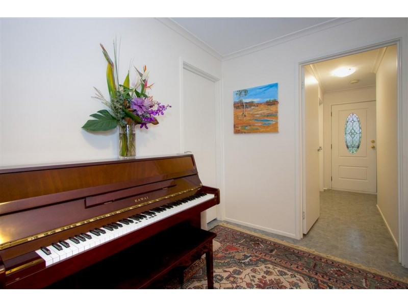 4 Lewin Street, Sunbury VIC 3429