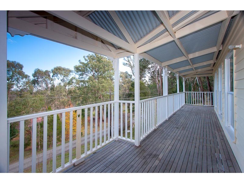 36 MABEL CRS*, Mount Macedon VIC 3441