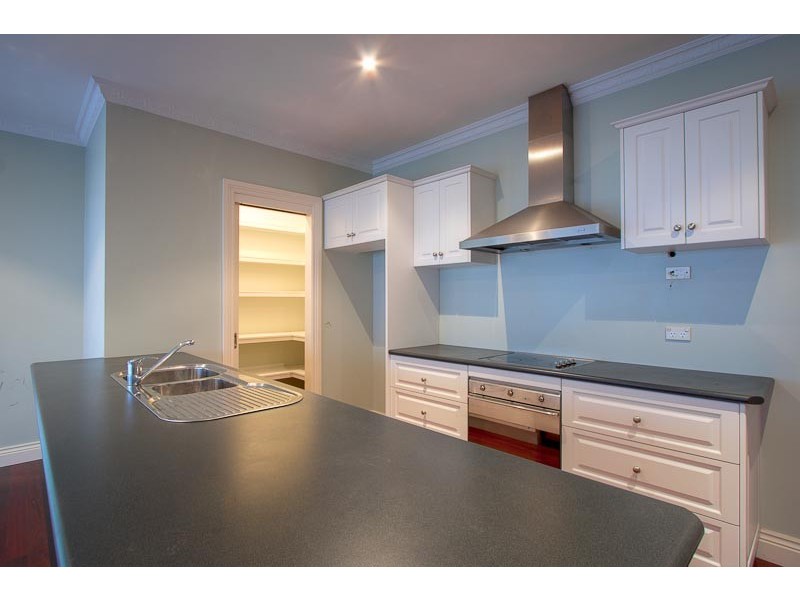 36 MABEL CRS*, Mount Macedon VIC 3441