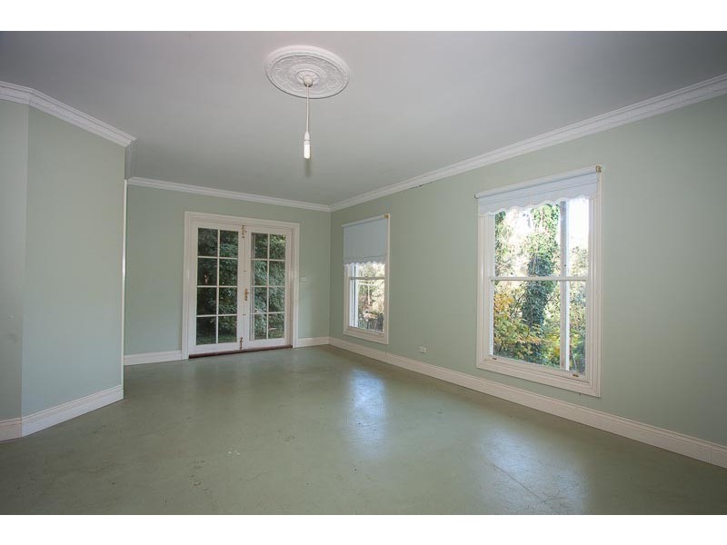 36 MABEL CRS*, Mount Macedon VIC 3441