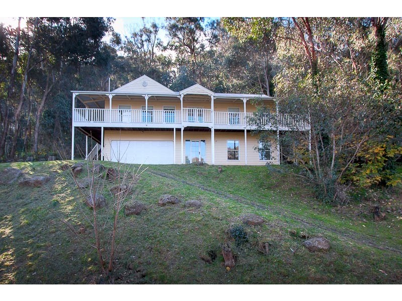 36 MABEL CRS*, Mount Macedon VIC 3441