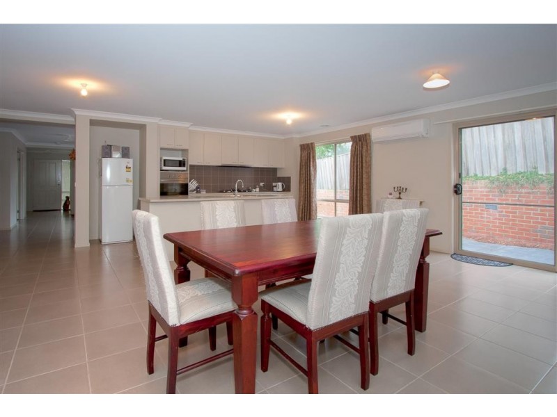 74 Fullwood Drive, Sunbury VIC 3429