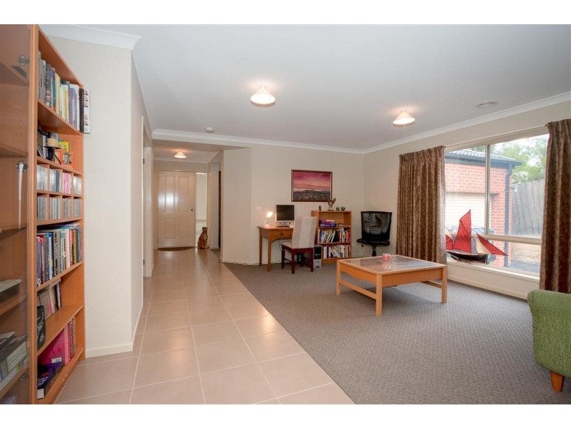 74 Fullwood Drive, Sunbury VIC 3429