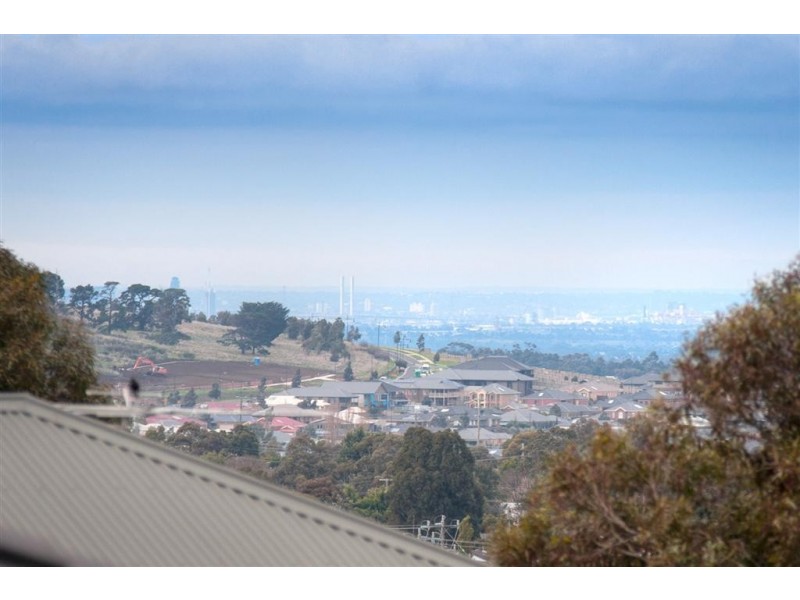 74 Fullwood Drive, Sunbury VIC 3429