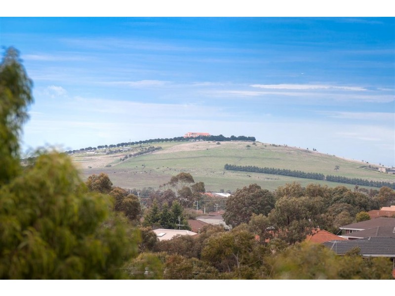 74 Fullwood Drive, Sunbury VIC 3429