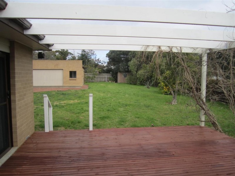 94 STATION STREET, Sunbury VIC 3429