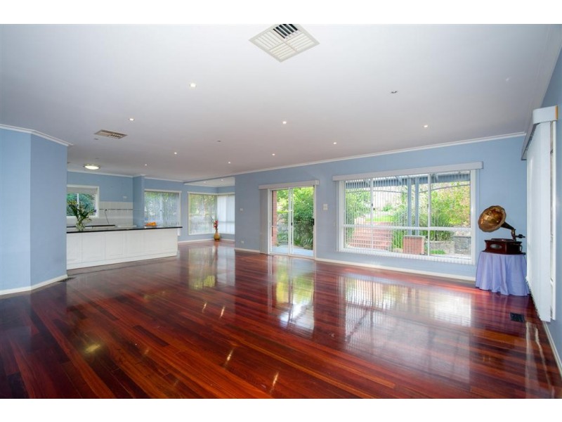 20 Lachlan Court, Sunbury VIC 3429