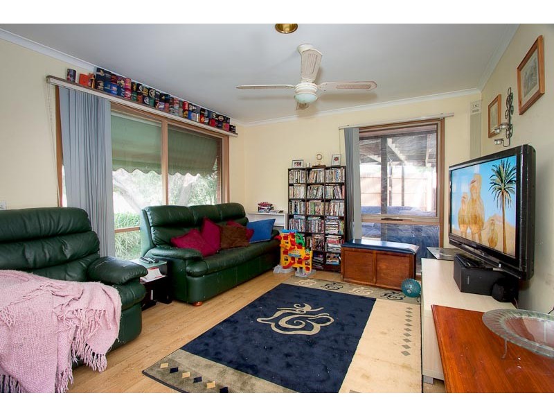 4 Westward Ho Drive, Sunbury VIC 3429