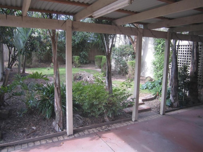 42 MARJORIE AVENUE, Sunbury VIC 3429