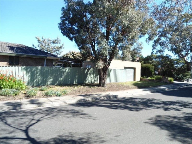 61 HIGGINS AVENUE, Sunbury VIC 3429