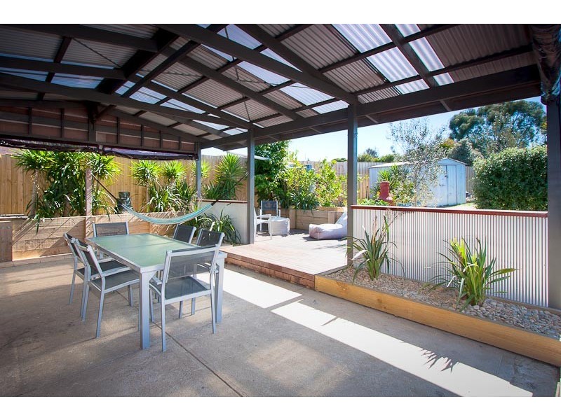 28 Keith Avenue, Sunbury VIC 3429