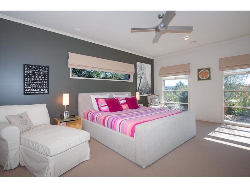 19 Ironbark Drive, Sunbury VIC 3429