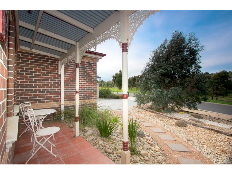 11 Seagull Place, Sunbury VIC 3429