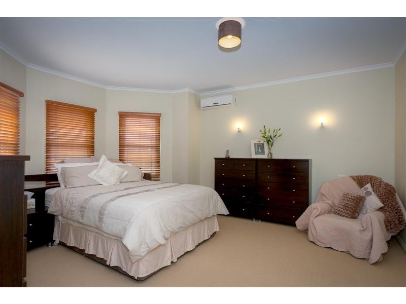 11 Seagull Place, Sunbury VIC 3429