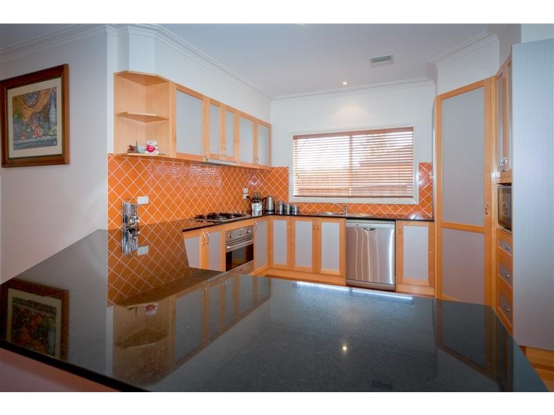 3 The Avenue, Sunbury VIC 3429