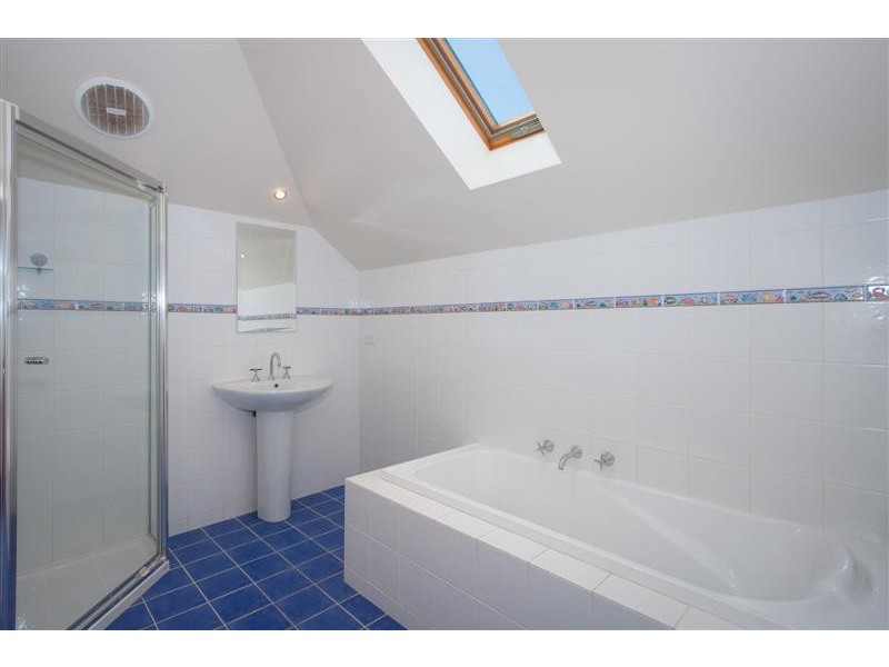 3 The Avenue, Sunbury VIC 3429