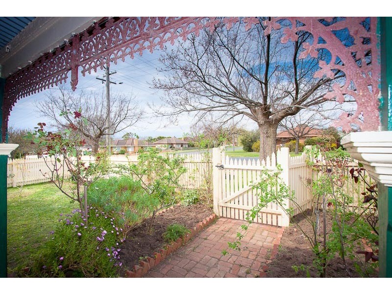 66 Barkly Street, Sunbury VIC 3429