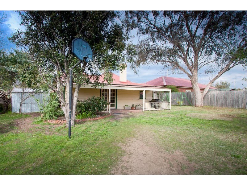 66 Barkly Street, Sunbury VIC 3429