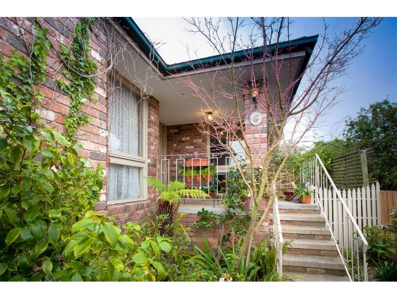 10 Chicola Close, Sunbury VIC 3429