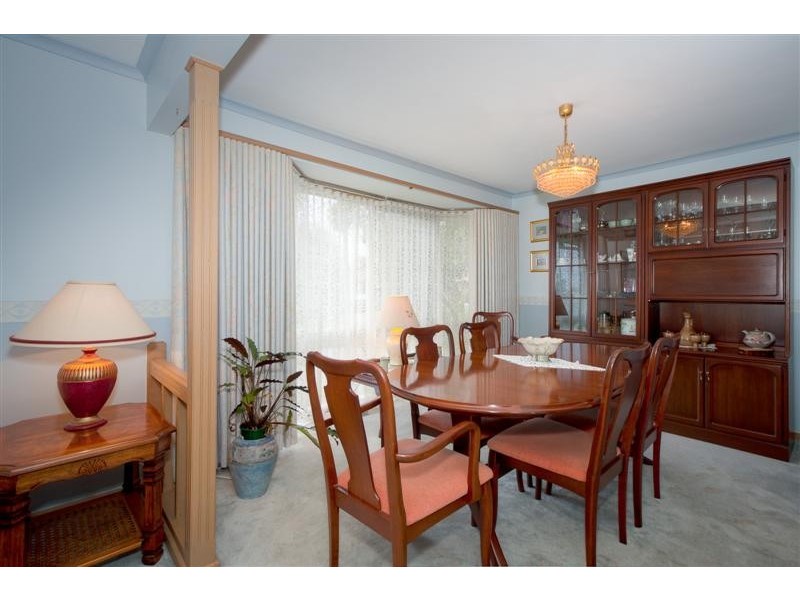 10 Chicola Close, Sunbury VIC 3429