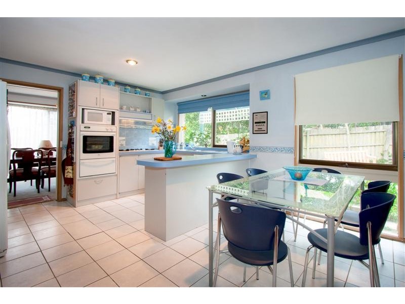10 Chicola Close, Sunbury VIC 3429