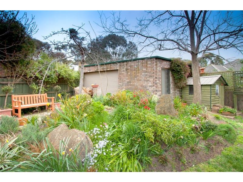 10 Chicola Close, Sunbury VIC 3429