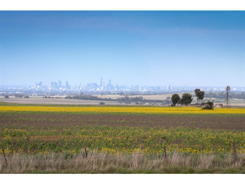 817-825 Mt Aitken Road, Sunbury VIC 3429