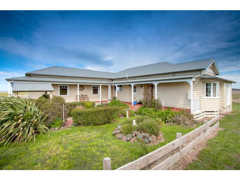 817-825 Mt Aitken Road, Sunbury VIC 3429