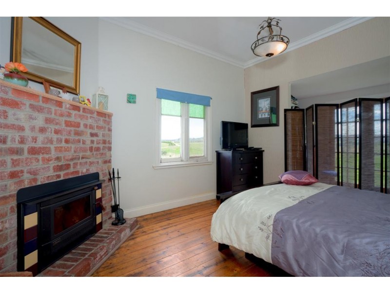 817-825 Mt Aitken Road, Sunbury VIC 3429