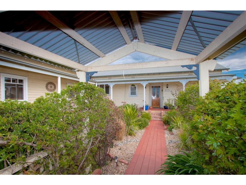 817-825 Mt Aitken Road, Sunbury VIC 3429