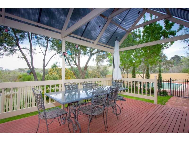 31 Powlett Street, Sunbury VIC 3429