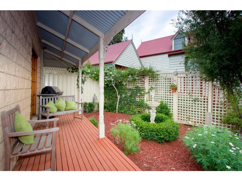 31 Powlett Street, Sunbury VIC 3429