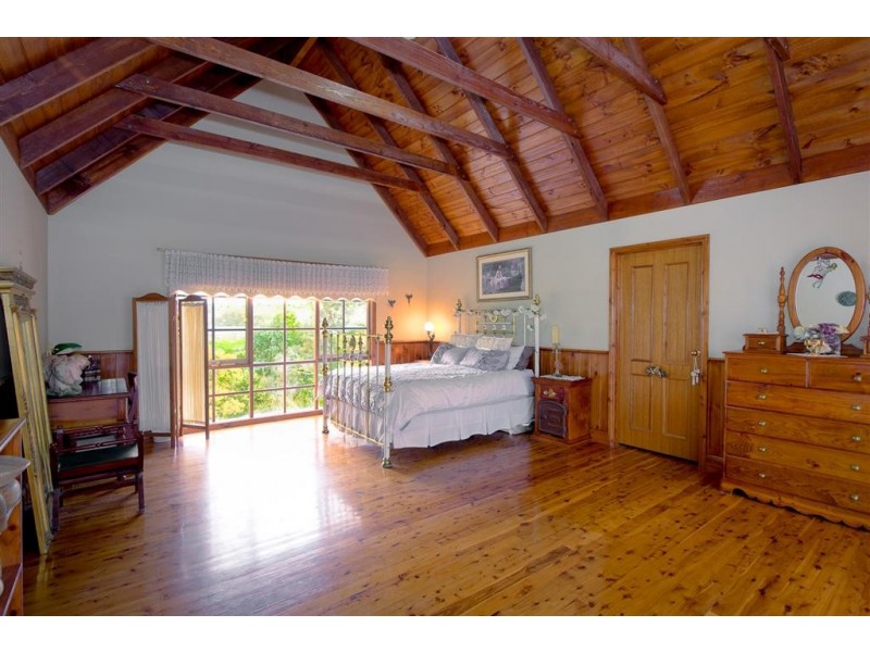 31 Powlett Street, Sunbury VIC 3429