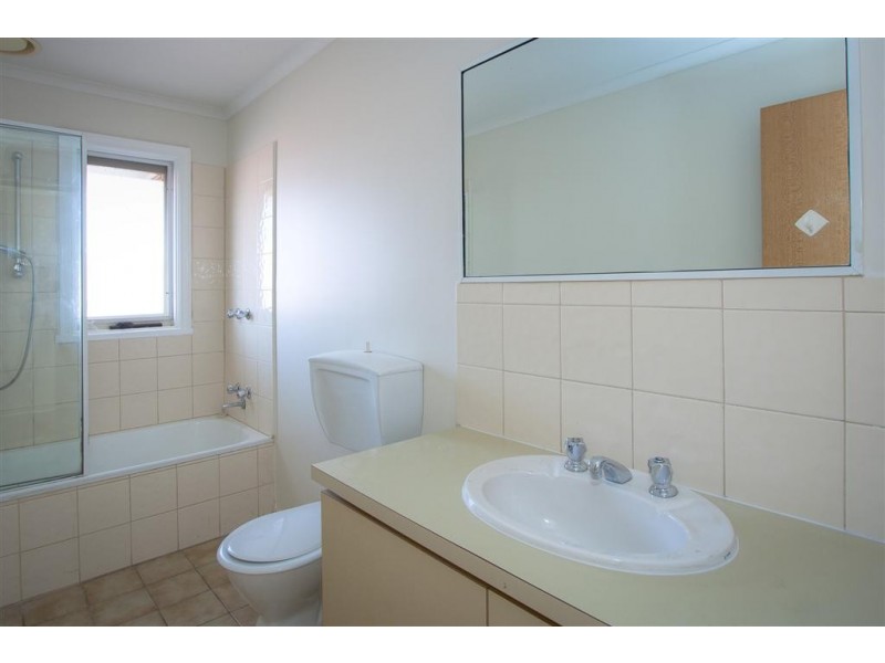 11/28-30 Darbyshire Street, Sunbury VIC 3429