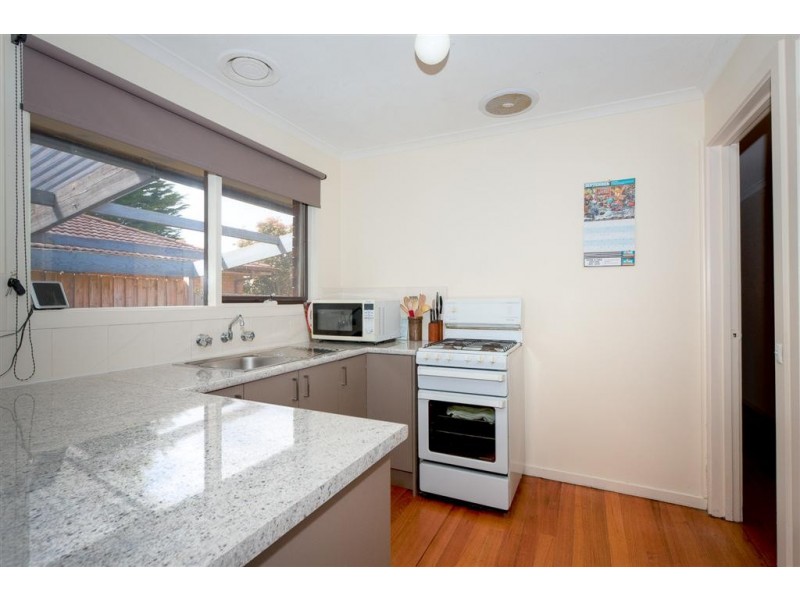 68 Keith Avenue, Sunbury VIC 3429
