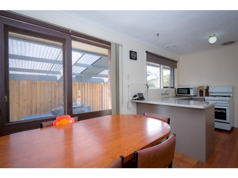 68 Keith Avenue, Sunbury VIC 3429