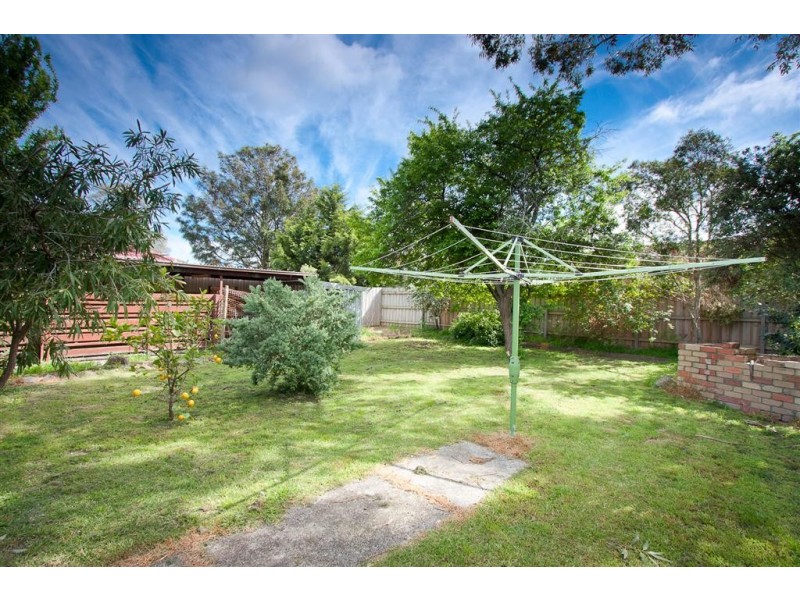68 Keith Avenue, Sunbury VIC 3429