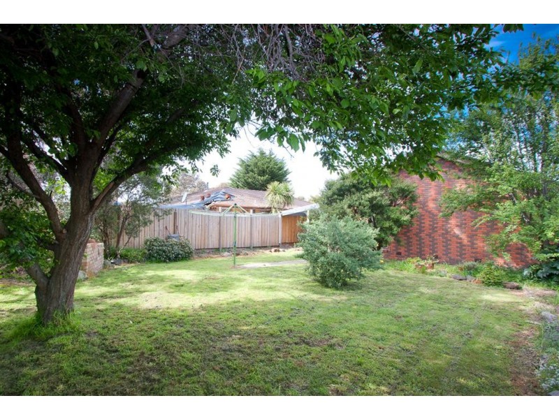 68 Keith Avenue, Sunbury VIC 3429