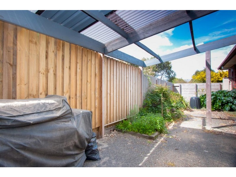 68 Keith Avenue, Sunbury VIC 3429