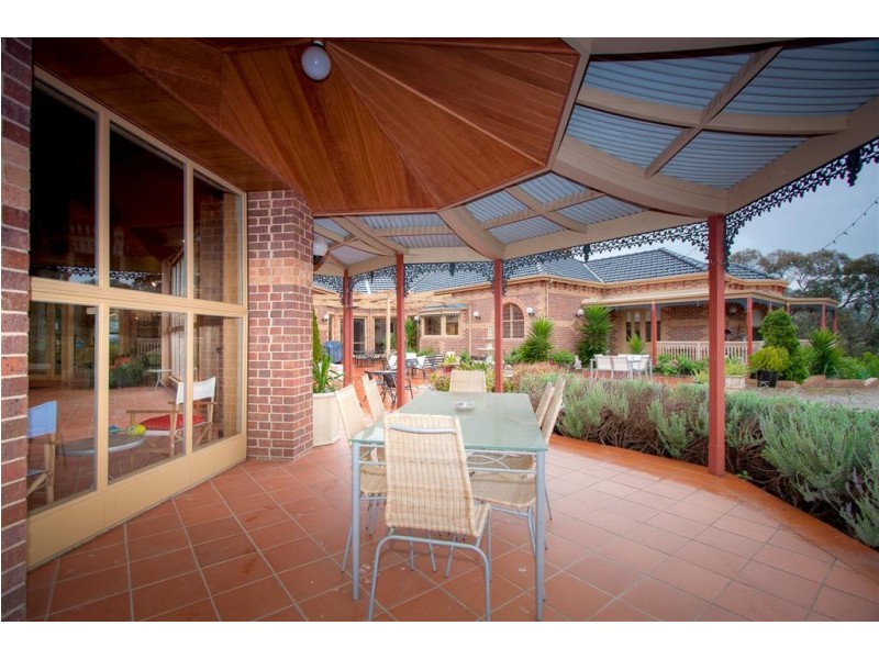 25 Callander Close, Sunbury VIC 3429