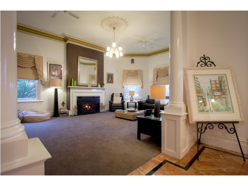 25 Callander Close, Sunbury VIC 3429