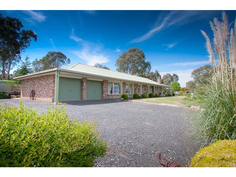 535 Racecourse Road, Sunbury VIC 3429
