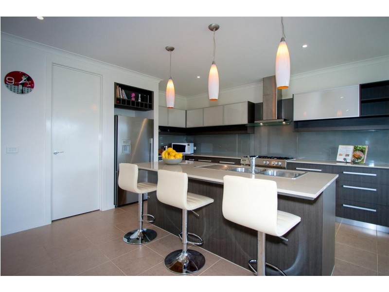 3 Highgrove Drive, Sunbury VIC 3429