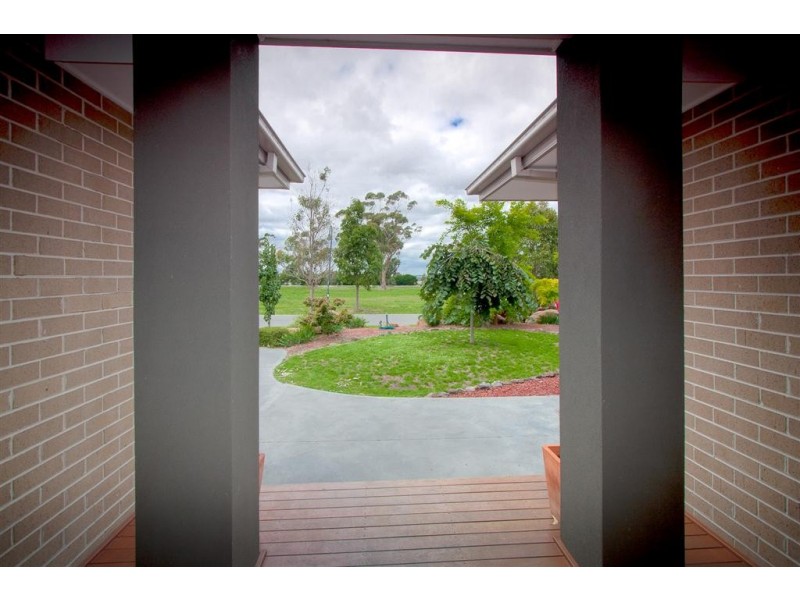 3 Highgrove Drive, Sunbury VIC 3429