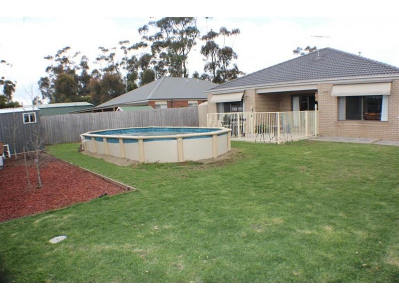 3 Highgrove Drive, Sunbury VIC 3429