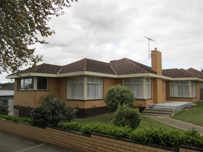 25 HARKER STREET, Sunbury VIC 3429
