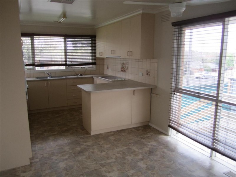25 HARKER STREET, Sunbury VIC 3429
